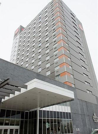 Canad Inns Health Sciences Centre Winnipeg Exterior photo